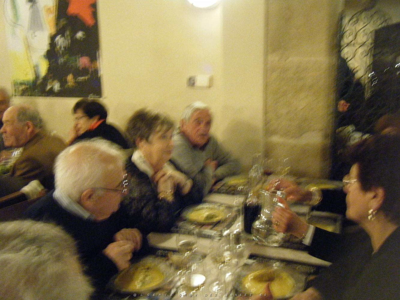 NIMES 2012 03 MESSE EN LA MEMOIRE DE LA FUSILLADE RUE D ISLY A ALGER 26 MARS 1962   (57).jpg